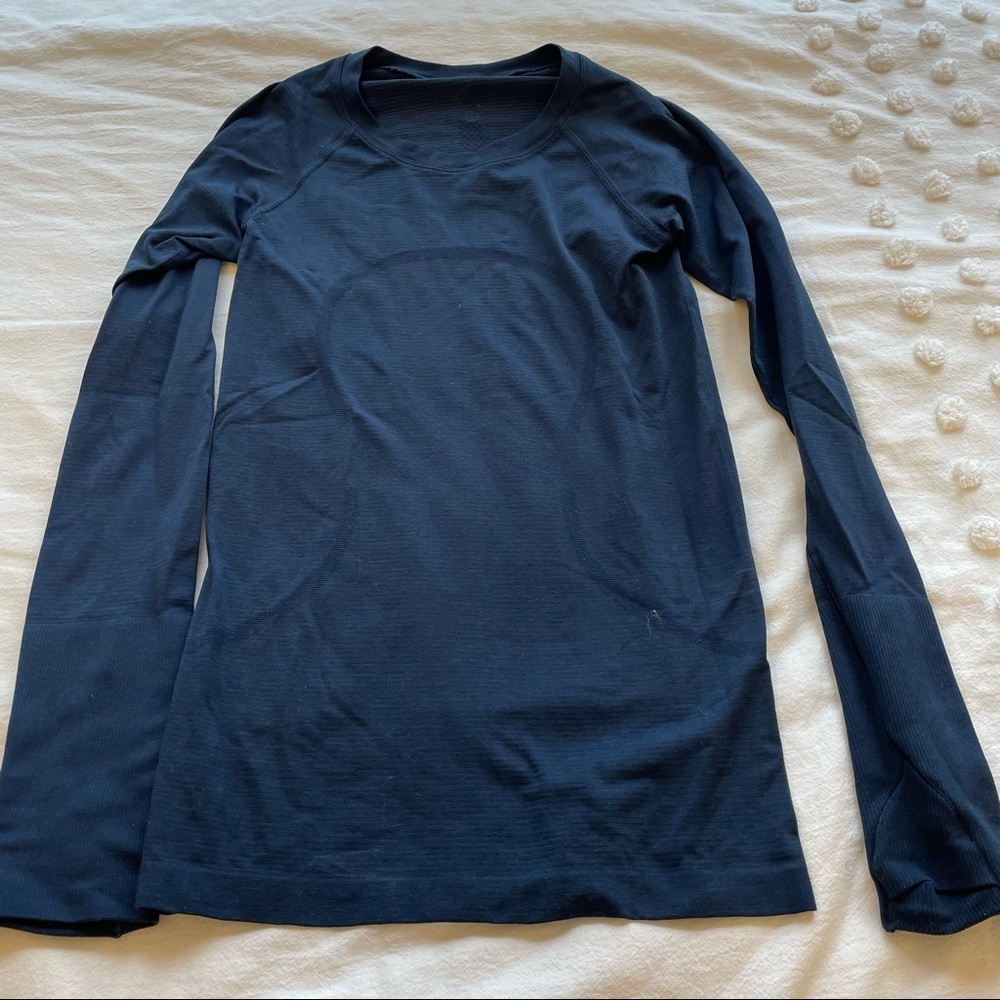 Lululemon swiftly tech long sleeve